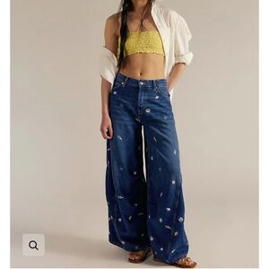 WE THE FREE WESTWARD EMBROIDERED JEANS - UNDER THE SEA SIZE 26